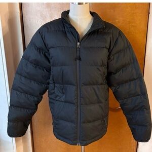 The North Face winter coat.  Black. Size small 550 fill